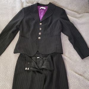 Dress suit